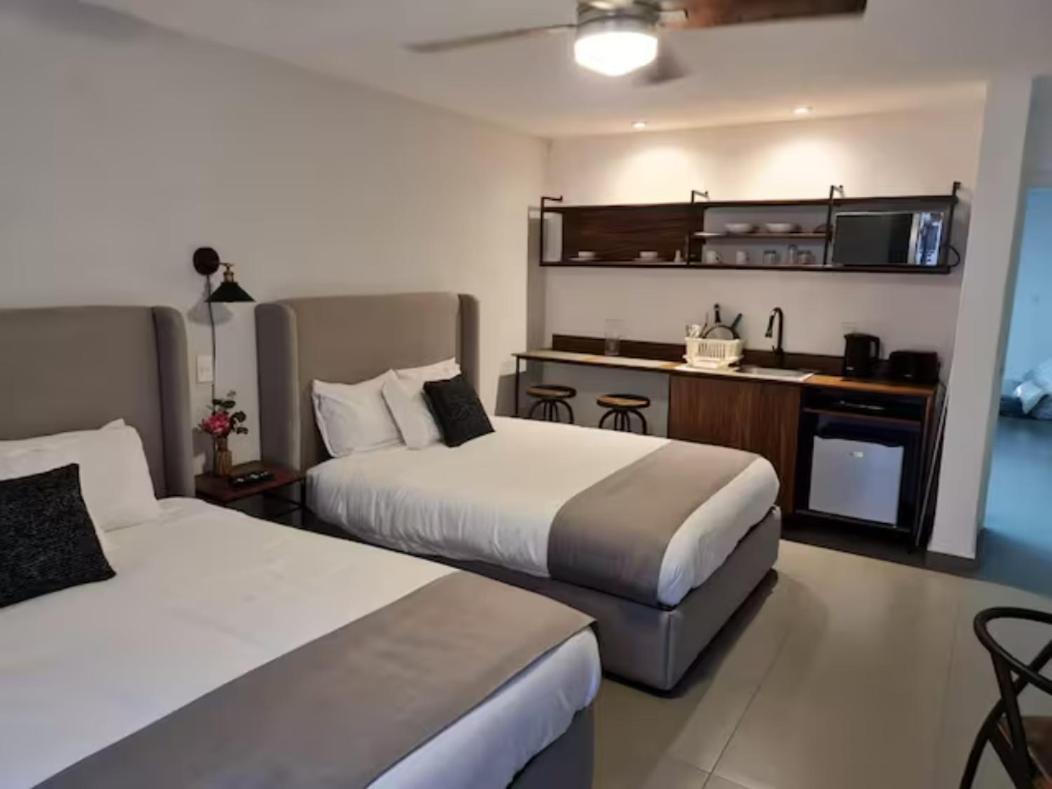 Urban Gran Plaza Aparthotel Zapopan Exterior photo